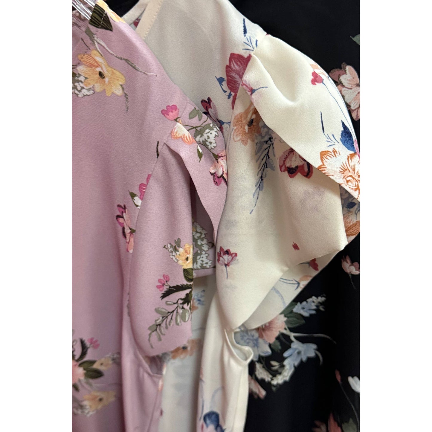 PLUS SIZE FLORAL ROUND NECK TULIP SLEEVE BLOUSE